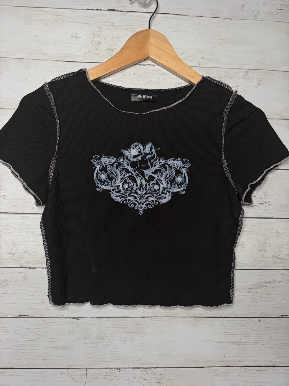 Vintage Y2K Gemini USA Black Angel Cherub Baby Tee Contrast Stitch Crop Top
